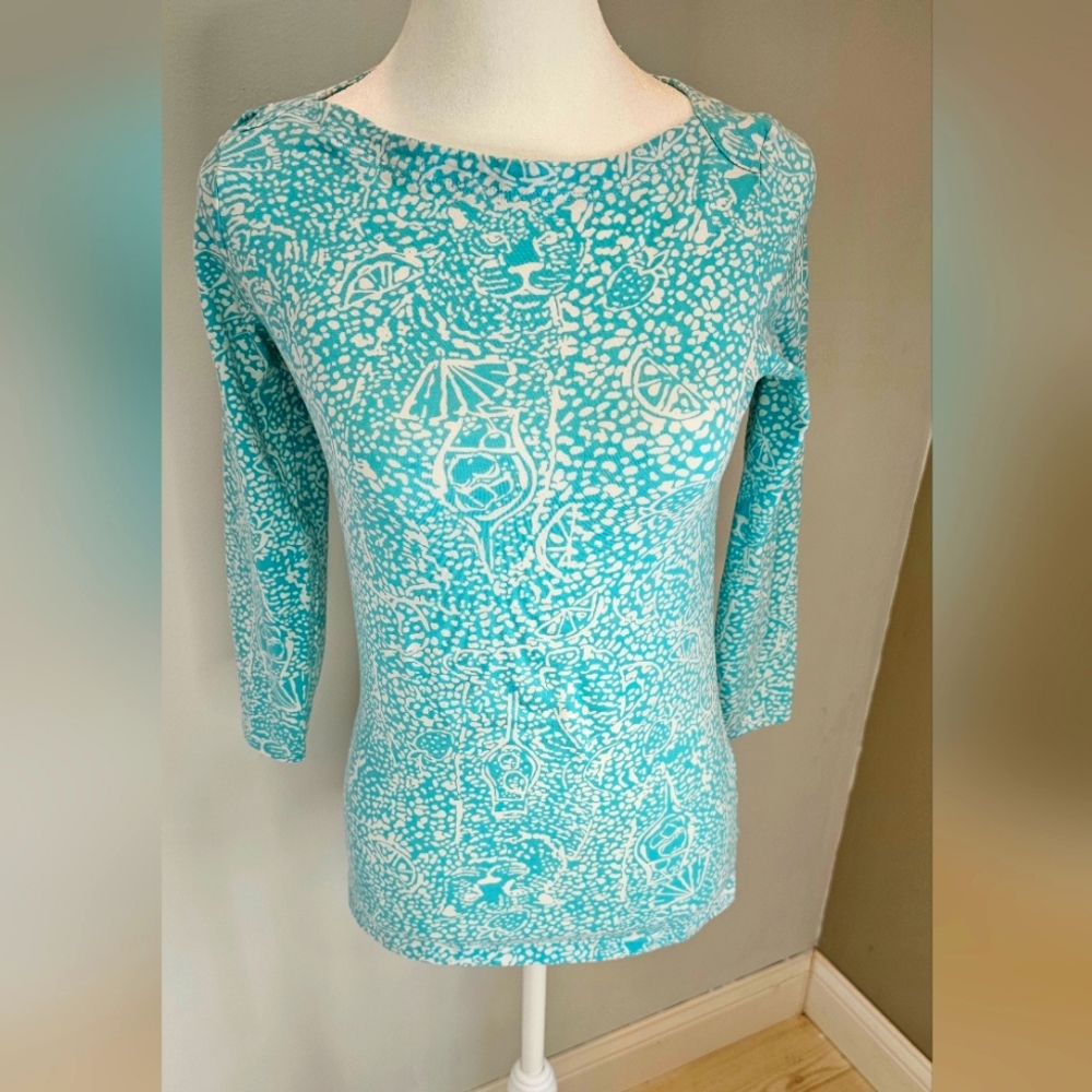 Lilly Pulitzer Blue Ice Juagar Fruit Top